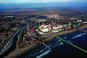 발주처: Empresa Electrica Ventanas S.A. / 공사기간:  2006/12/01 ~ 2009/12/31 / 계약금액: 377,692천미불<br/>터빈(630t), 보일러(8,600t), FGD(550t)를 포함한 규모 241㎡의 석탄발전소 1기 건설 공사