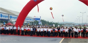 발주처: Vietnam Expressway Corporation / 공사기간:  2010/09/22 ~ 2015/12/31 / 계약금액: 107,885천미불<br/>노이바이-라오까이 고속도로공사 패키지 A4
