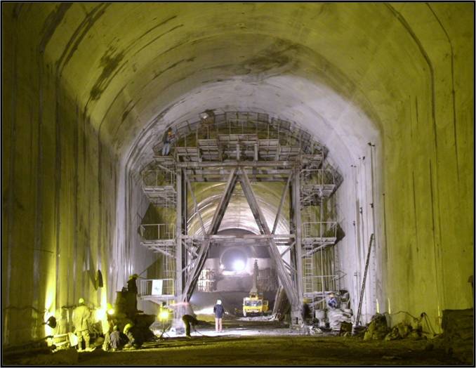 발주처: NAT´L HYDROELECTRIC POWER CORP. / 공사기업:  (주)동아지질 / 공사기간:  2000/05/01 ~ 2005/05/31 / 계약금액: 11,739천미불<br/>280㎿ 용량의 수력발전소 건설을 위한 댐(높이 56m, 길이 260m) 및 터널(길이 5.2㎞) 공사
